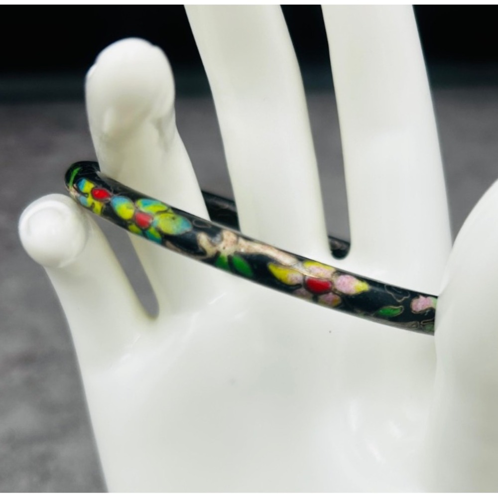 Vintage Black Enamel Floral Cloisonné Bangle Bracelet Vintage Boho Charm